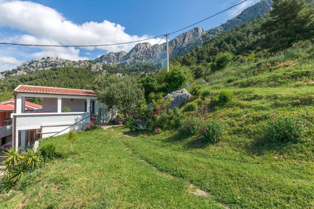 Apartment Josipa Omis Exterior photo