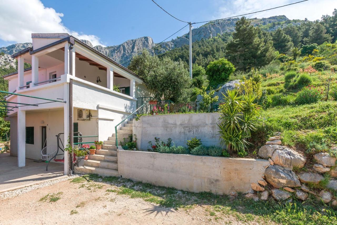Apartment Josipa Omis Exterior photo